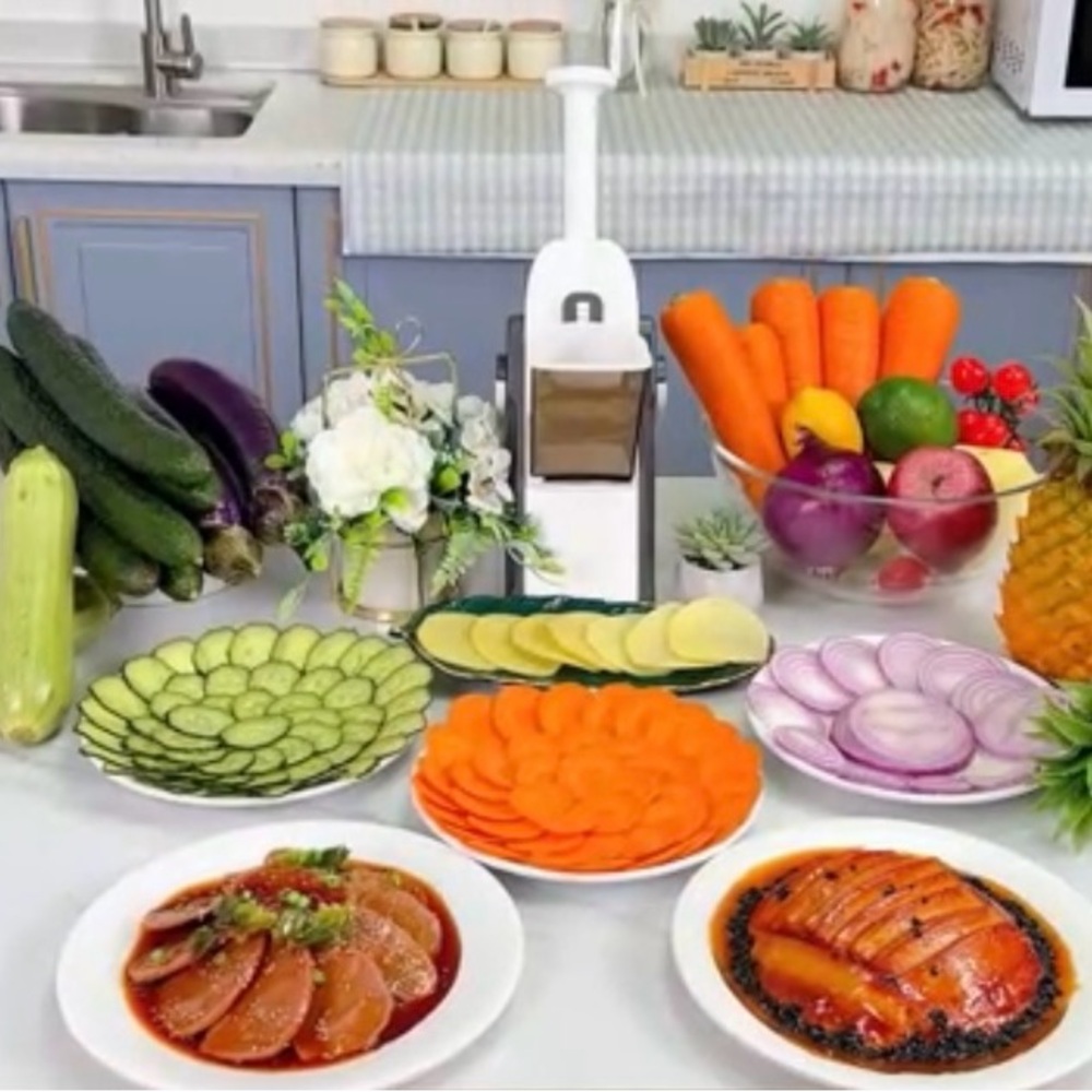 Dash Safe Mandoline Slicer - Picture 3 of 16